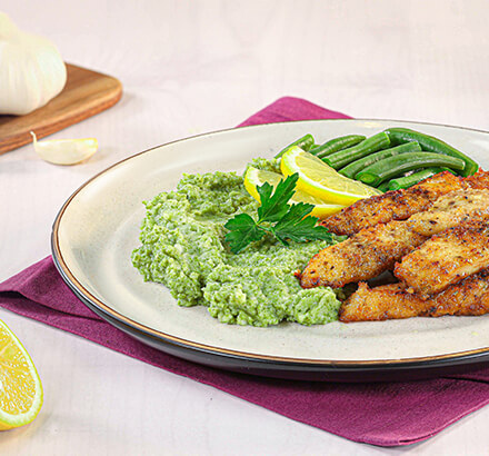 Lemon Butter Chicken Fillet with green beans and spinach